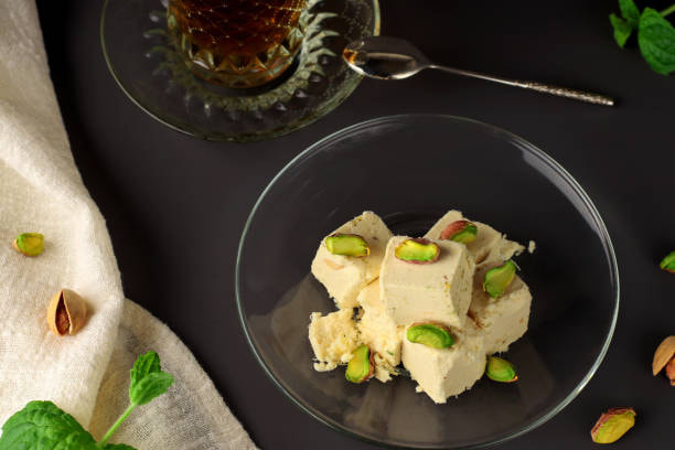 تصویر 2 از حلوا ارده ترد بسته بندی شده برای مصرف سریع روزانه